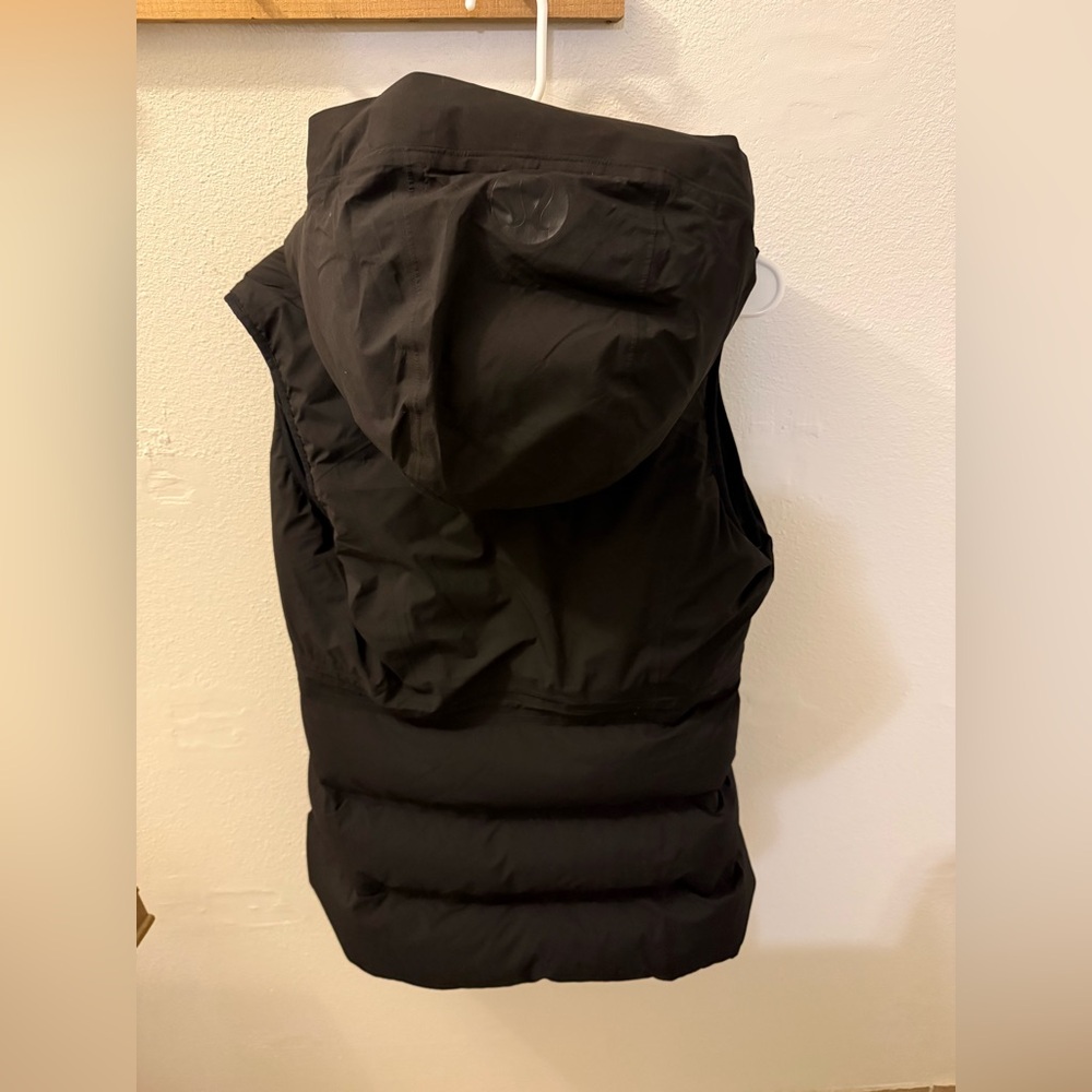 Lululemon Puffer Vest - Picture 3 of 15